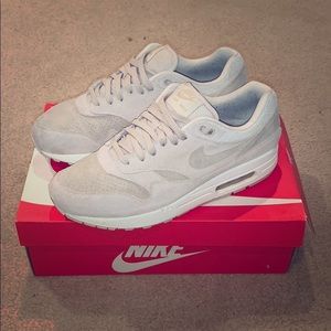 Men’s Nike Air Max 1 Premium